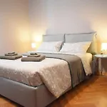 Montanelli Aparthotel Trieste