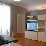 Montanelli Aparthotel Trieste