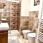 Aparthotel Montanelli Terst