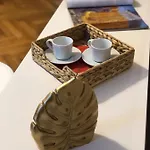 公寓式酒店 Montanelli 的里雅斯特