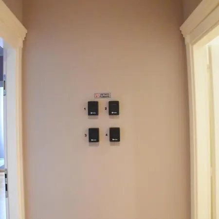 شقة فندقية Montanelli 4*