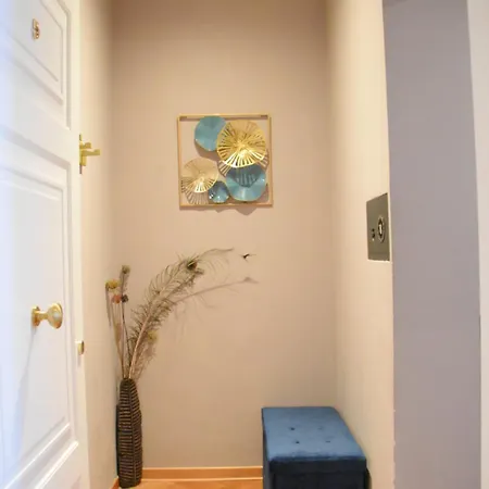 Montanelli Aparthotel