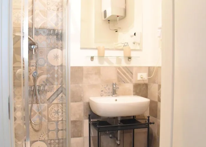 Montanelli Aparthotel