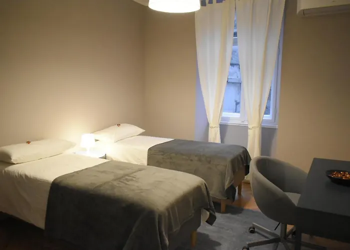 Montanelli 4* טריאסטה